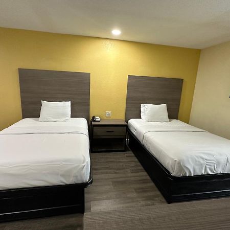 Rodeway Inn & Suites Hwy 290 Nw Houston Extérieur photo