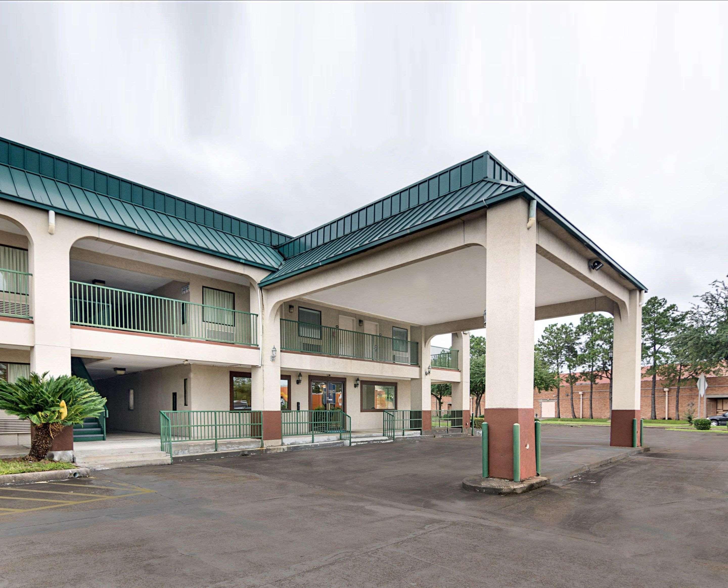 Rodeway Inn & Suites Hwy 290 Nw Houston Extérieur photo