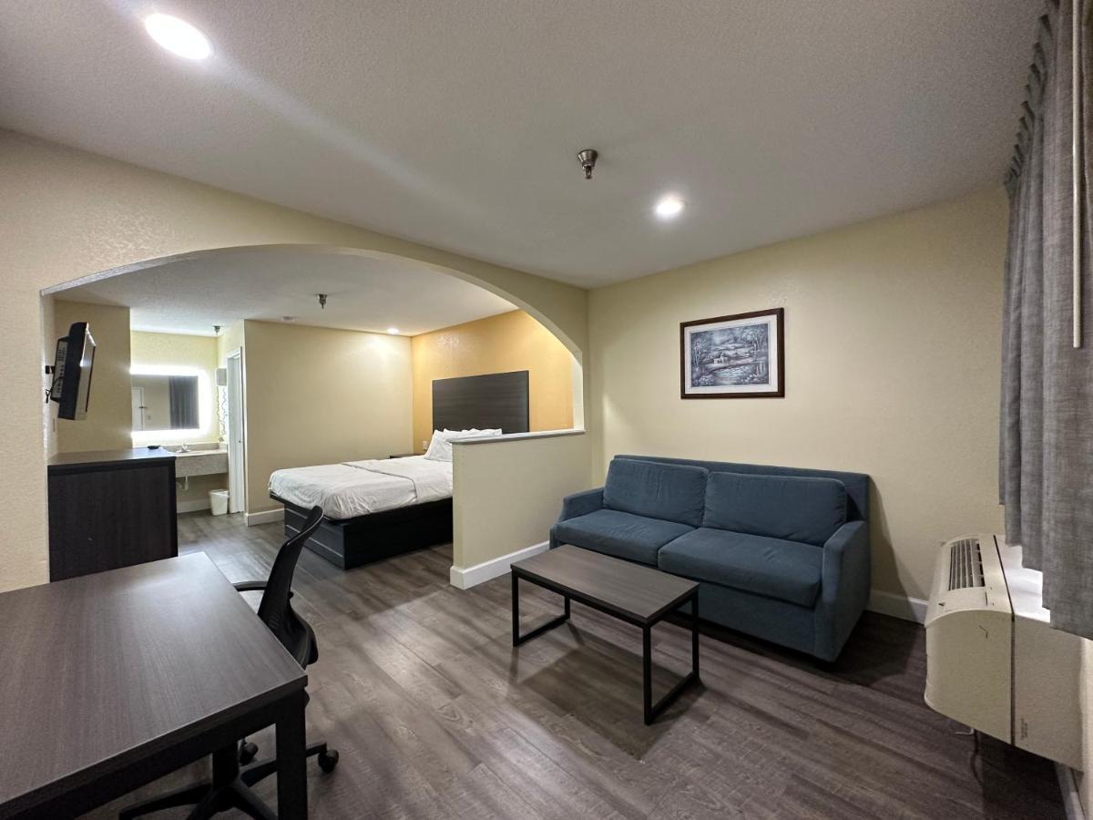 Rodeway Inn & Suites Hwy 290 Nw Houston Extérieur photo